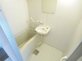 ウインズ三萩野のお風呂もきれいにしてます♪