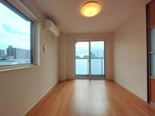 ラフォーレFの画像