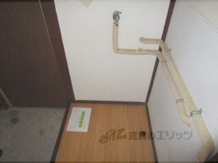 ハイツ春の洗濯機置場