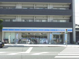 ローソン今福鶴見駅前店(コンビニ)まで342m
