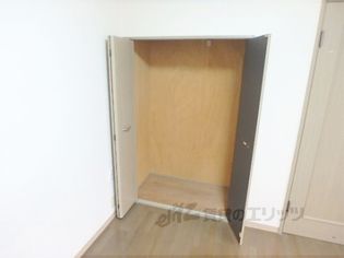 ラトゥールYGの画像