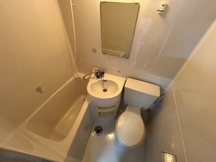 メゾン堀川の画像