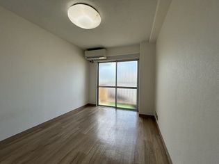 メゾン堀川の画像