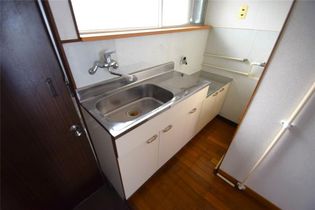 角南アパートの画像