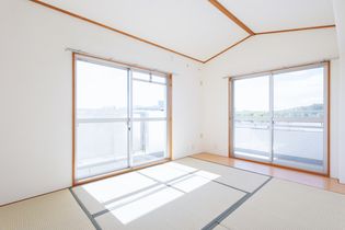UR高槻・阿武山六番街の画像