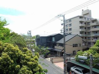 別号室のお写真でございます。