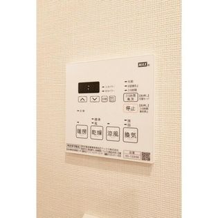 コンフォリア東新宿の画像