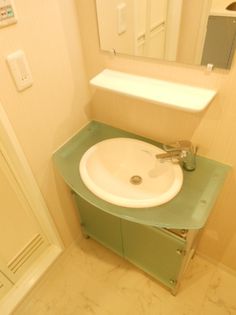 ガーラ・シティ王子の独立洗面台