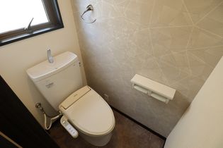 フラワーマンションの温水洗浄便座