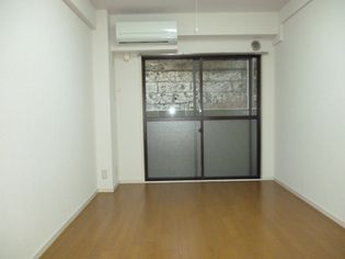 アーバンホームズの画像