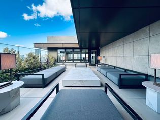 リビオレジデンス西麻布の屋上テラス