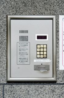クレストナゴヤのオートロック