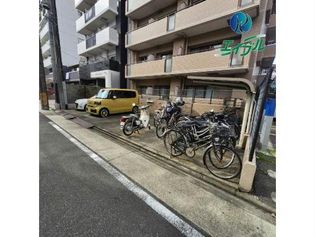 ライオンズマンション泉第2の駐車場