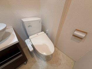 プレサンスNEO京都烏丸の画像