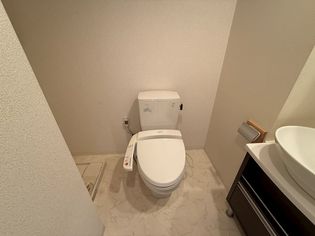 プレサンスNEO京都烏丸の画像