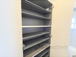 フォレストKの下駄箱