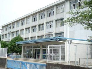 岐阜市立長森西小学校(小学校)まで966m