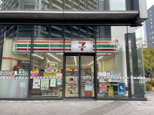セブンイレブン 晴海3丁目店(コンビニ)まで706m