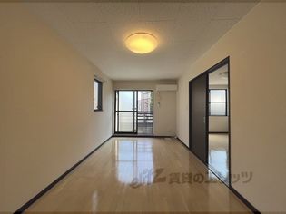 レオネクスト寺本のリビング