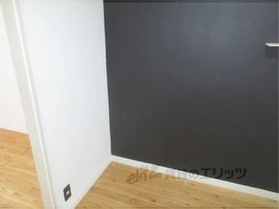 三幸マンションの冷蔵庫置場