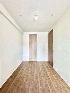 ワコーレ神戸みなと元町の約6.0帖ございます。