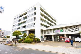 豊中市役所(役所)まで2425m