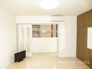 トレンドハイツ21の※クロス、フローリング・建具のお色は部屋により異なります。