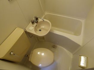 AXISIの写真は104号