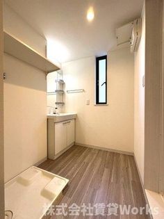 ココカラハウス南佐古のスペースが確保できる洗面所です