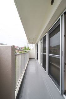 UR横尾のバルコニー