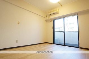 三恵コーポの画像