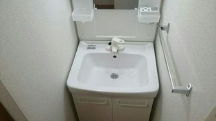CHER YUNAGOの画像