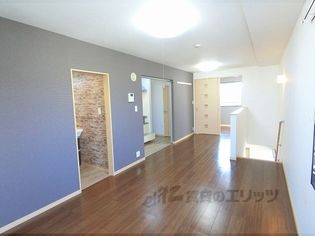 コンプリーションアンソレイエのリビング