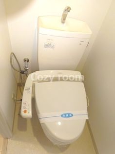 アパートメンツ江坂のゆったりとした空間のトイレです