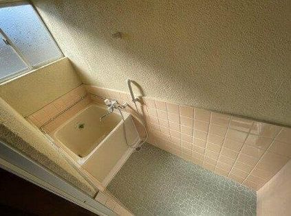 兵庫県明石市野々上2丁目の賃貸アパートの画像