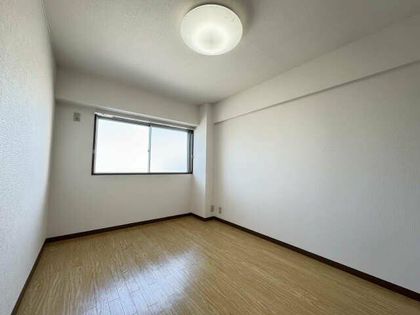 サンタウン篭山の画像