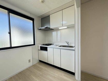 ホワイエはせがわの画像