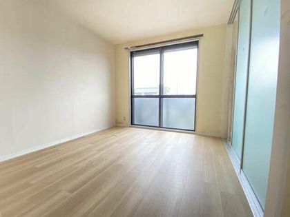 フレグランス裕のリビングと南洋間はバリアフリー仕様にリフォーム済