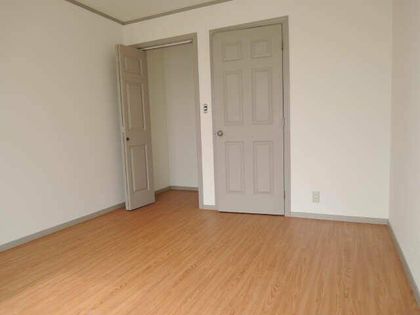 グレイストウフジ滝ノ水B棟の画像