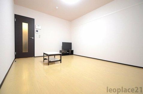 クレイノ鴛鴨の画像