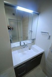 シャーメゾン岩倉南の写真は105号室