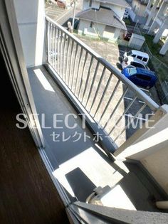 コーポラス山田のバルコニーからの眺めを楽しみながら食事をしませんか