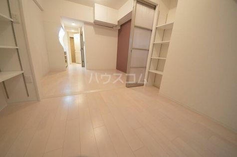 セレニテ梅田ESTの画像