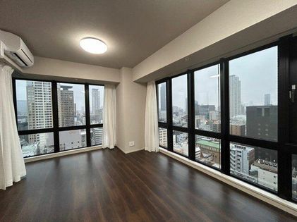 クレヴィアタワー御堂筋本町の画像