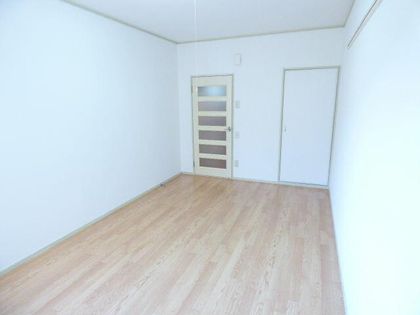 ウイングコートの明るいお部屋にリフォーム仕上がってます