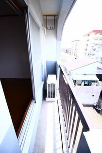 関山ビルの画像