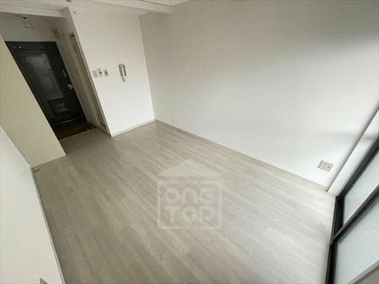 大阪府茨木市安威2丁目の賃貸アパートの内装