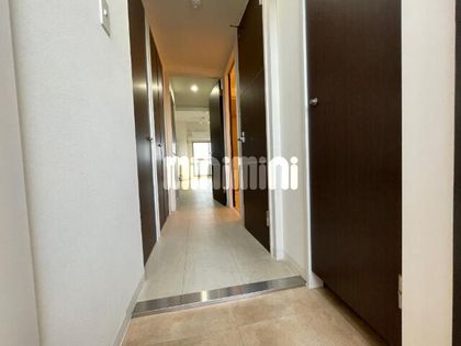 IWATSUKA RISE(岩塚ライズ)のモダン調のお部屋です