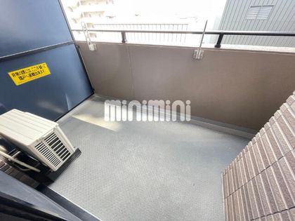 セノアタワー泉の広々ベランダ