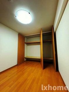 デュアル茨木プレステージュの専用の収納スペースです